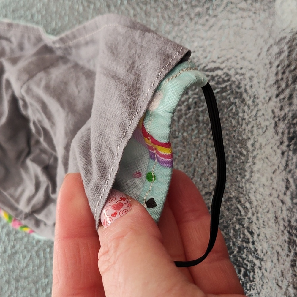 Unicorn Face Mask 🦄 - Handcrafted - EUC - Picture 8 of 8